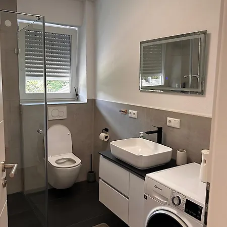 Apartment Luxus Zum Wohlfuehlen *
